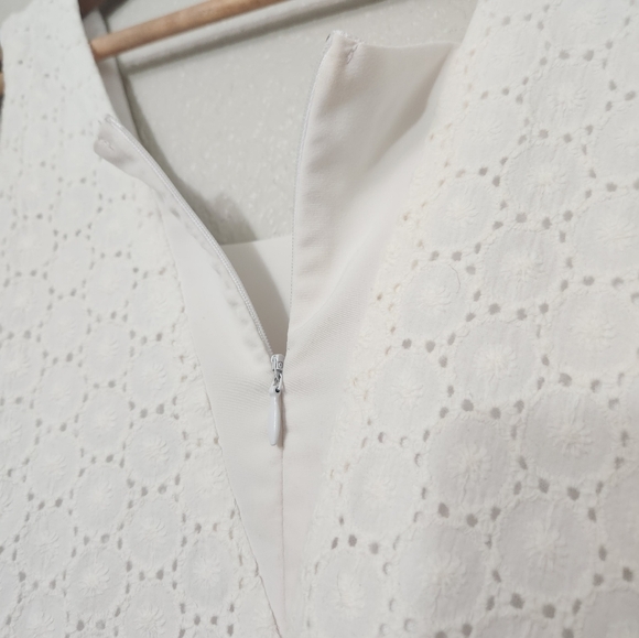 Love Reign Jr Women's White Fit & flare Eyelet Sleeveless dress Small Short - Picture 8 of 11